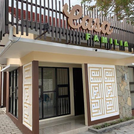 斯勒曼Casa Familia Syariah公寓 外观 照片