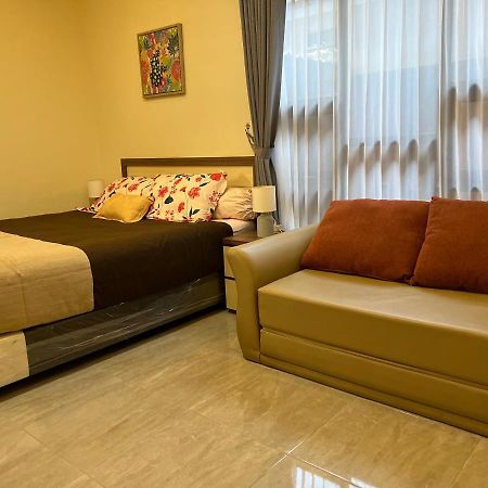 斯勒曼Casa Familia Syariah公寓 外观 照片