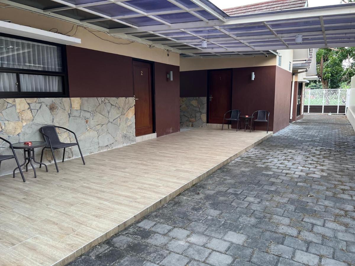 斯勒曼Casa Familia Syariah公寓 外观 照片
